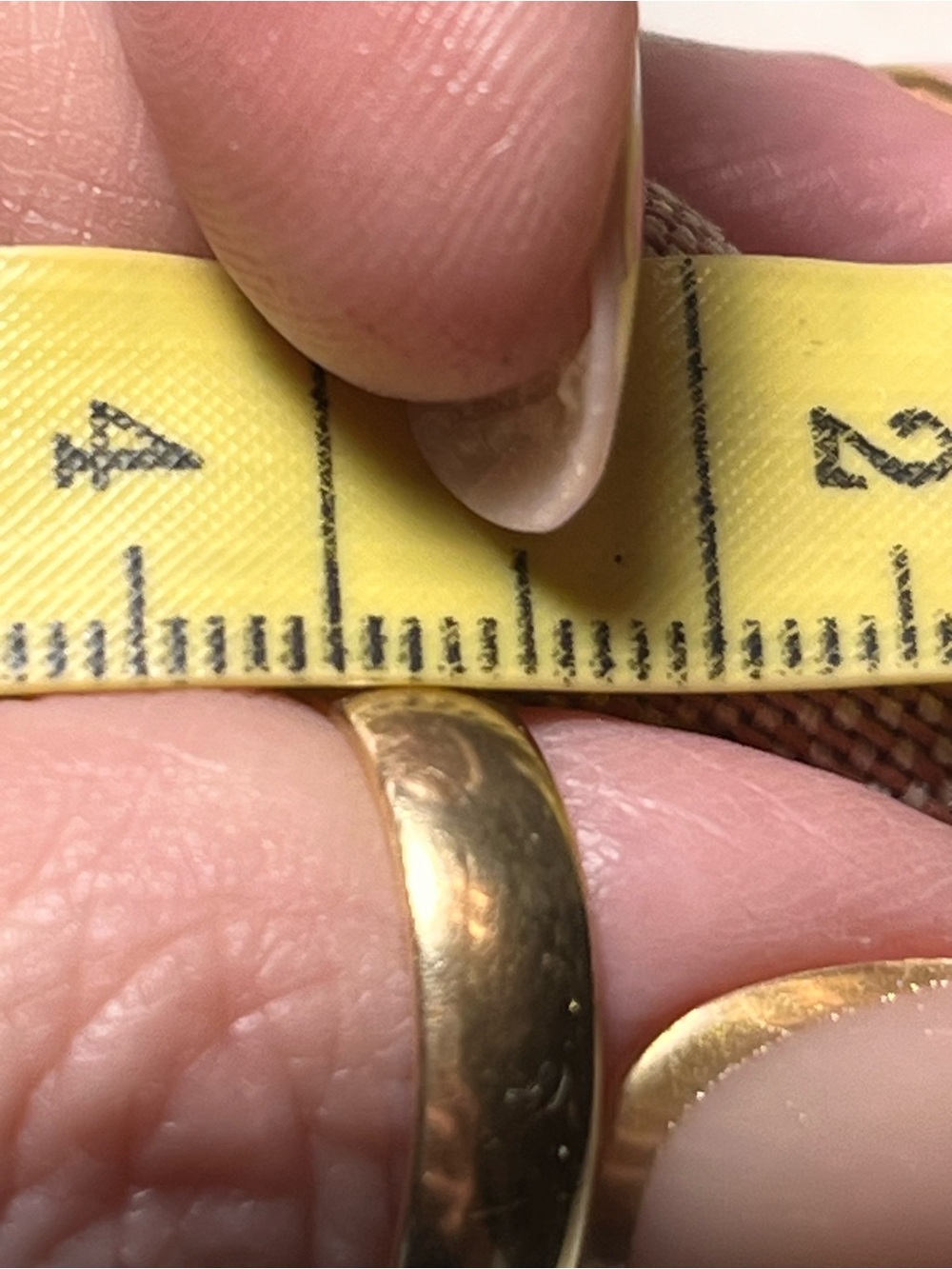 14K Yellow Gold Classic Wedding Band Unisex 4.85mm Size 7.5 - Picture 6 of 8
